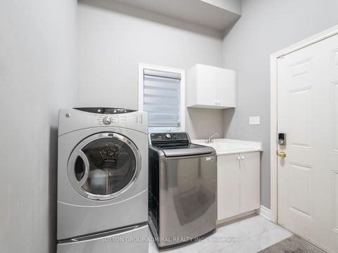 Photo 20 at 40 Trudeau Drive, Vellore Village, Vaughan