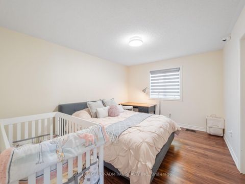 Photo 28 at 40 Trudeau Drive, Vellore Village, Vaughan