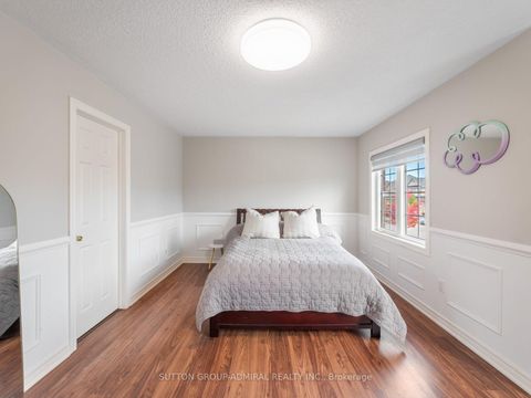 Photo 30 at 40 Trudeau Drive, Vellore Village, Vaughan