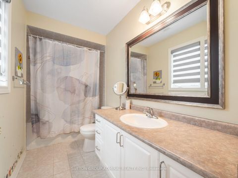 Photo 34 at 40 Trudeau Drive, Vellore Village, Vaughan