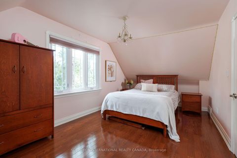 Photo 13 at 145 Brentwood Road N, Kingsway South, Toronto