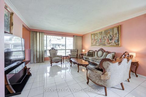 Photo 4 at 28 Blue Springs Road, Maple Leaf, Toronto