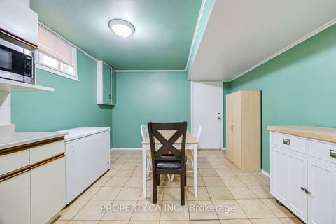 Photo 24 at 28 Blue Springs Road, Maple Leaf, Toronto