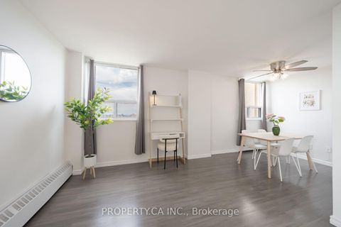 Photo 7 at 1111 - 3311 Kingston Road, Scarborough Village, Toronto