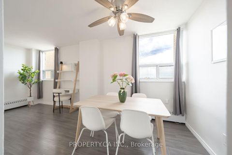 Photo 12 at 1111 - 3311 Kingston Road, Scarborough Village, Toronto