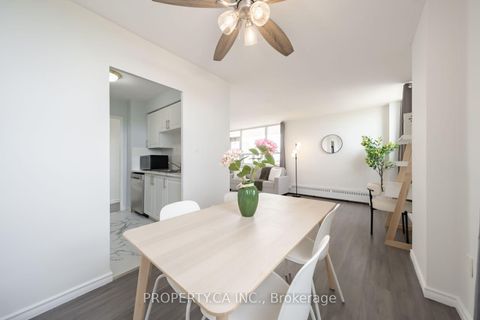 Photo 14 at 1111 - 3311 Kingston Road, Scarborough Village, Toronto