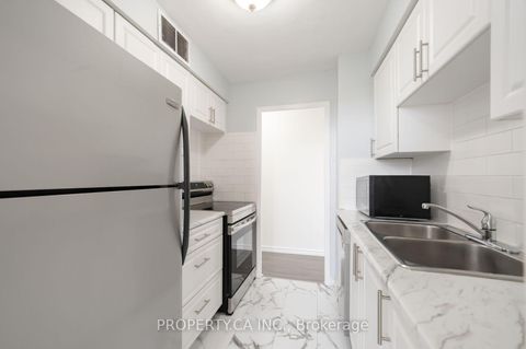 Photo 15 at 1111 - 3311 Kingston Road, Scarborough Village, Toronto