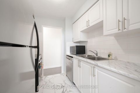 Photo 16 at 1111 - 3311 Kingston Road, Scarborough Village, Toronto