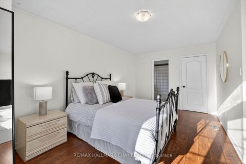 Photo 28 at 160 Golden Gate Circle, Sonoma Heights, Vaughan