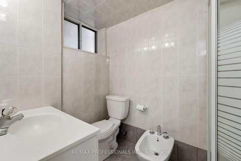 Photo 41 at 227 Montrose Avenue, Little Italy, Toronto