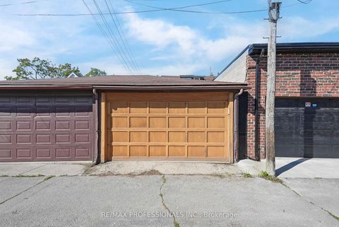 Photo 48 at 227 Montrose Avenue, Little Italy, Toronto