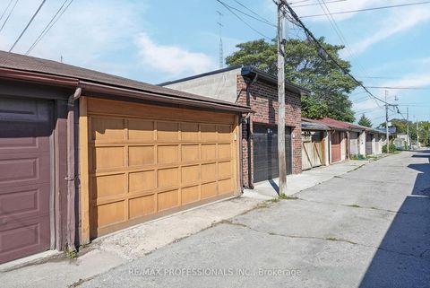 Photo 49 at 227 Montrose Avenue, Little Italy, Toronto