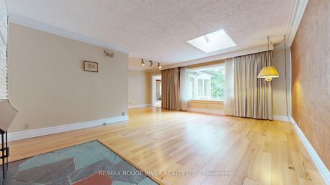 Photo 9 at 37 Acland Crescent, Highland Creek, Toronto