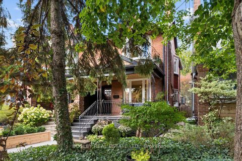 Photo 1 at 206 Ashworth Avenue, Wychwood, Toronto
