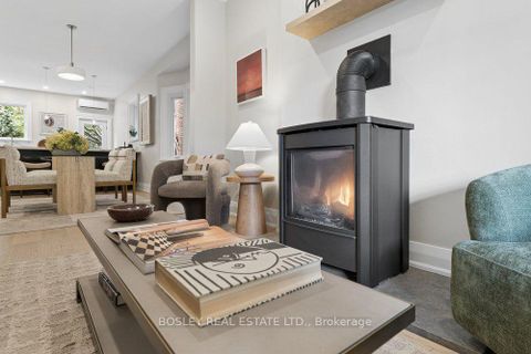 Photo 10 at 206 Ashworth Avenue, Wychwood, Toronto