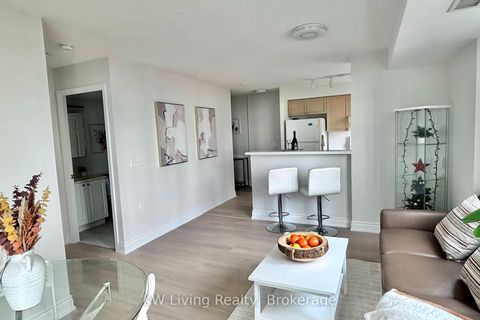 Photo 4 at 811 - 28 Olive Avenue, Willowdale East, Toronto