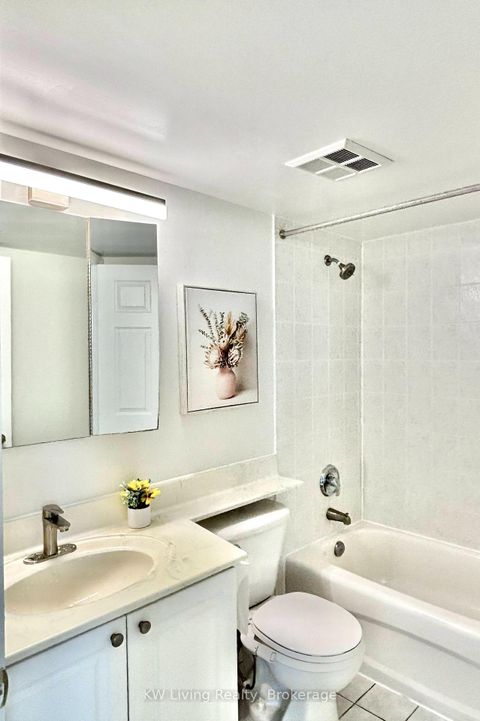 Photo 8 at 811 - 28 Olive Avenue, Willowdale East, Toronto
