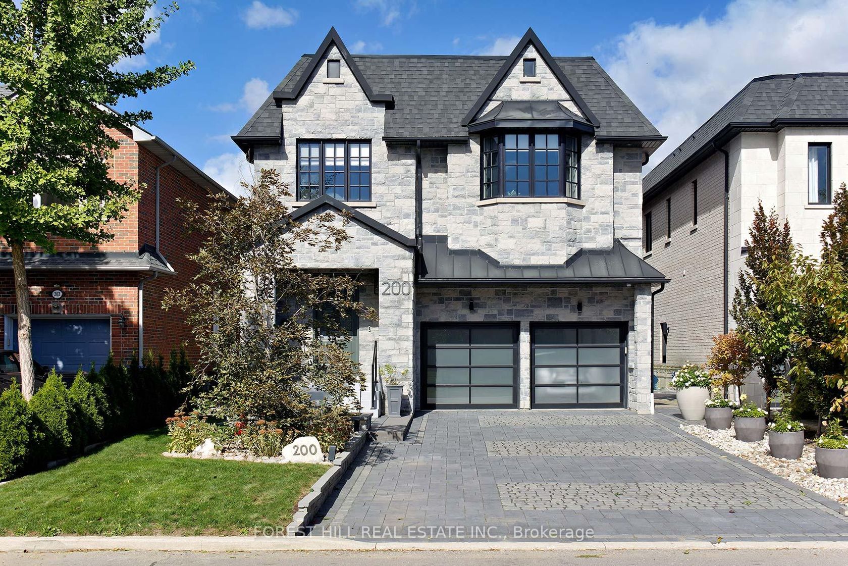 200 Clanton Park Road, Clanton Park, Toronto 