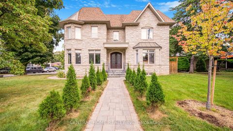 Photo 1 at 1 Tally Lane, Bayview Village, Toronto