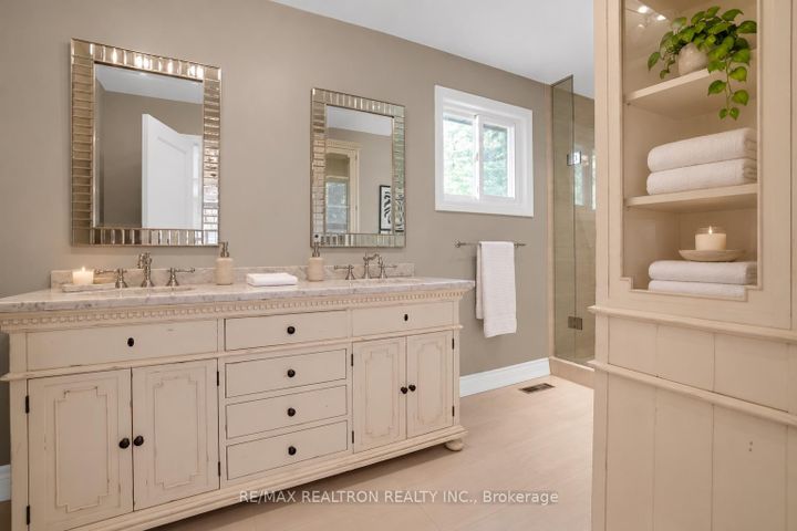 Photo 27 at 16 Sagewood Drive, Don Mills, Toronto