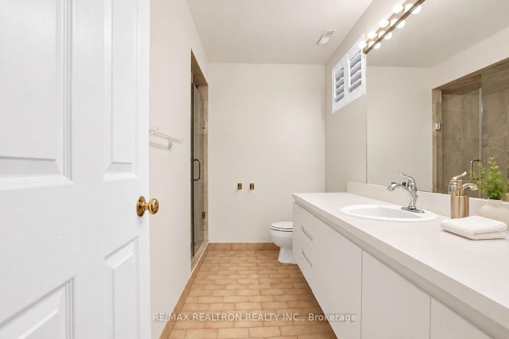 Photo 45 at 16 Sagewood Drive, Don Mills, Toronto