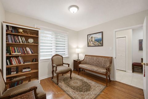 Photo 4 at 334 Woodsworth Road, Windfields, Toronto