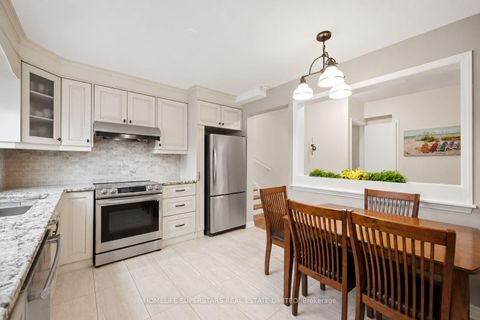 Photo 8 at 334 Woodsworth Road, Windfields, Toronto