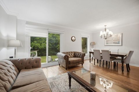 Photo 11 at 334 Woodsworth Road, Windfields, Toronto
