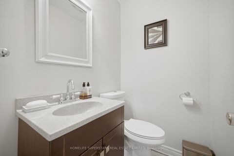 Photo 14 at 334 Woodsworth Road, Windfields, Toronto