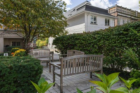 Photo 5 at 512 - 1 Balmoral Avenue, St. Clair, Toronto