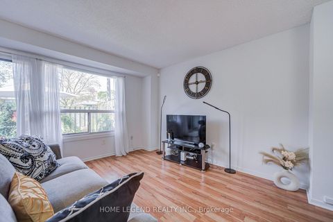 Photo 11 at 54 Crab Apple Way, Donalda, Toronto