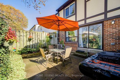 Photo 33 at 54 Crab Apple Way, Donalda, Toronto