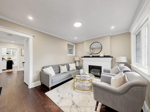 Photo 4 at 211 Golfview Avenue, Danforth, Toronto