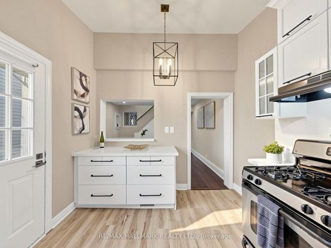 Photo 11 at 211 Golfview Avenue, Danforth, Toronto