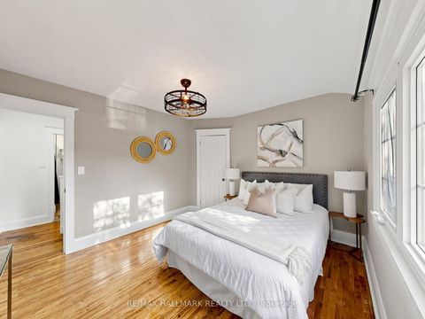 Photo 15 at 211 Golfview Avenue, Danforth, Toronto