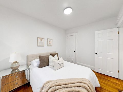 Photo 17 at 211 Golfview Avenue, Danforth, Toronto