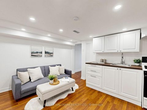 Photo 20 at 211 Golfview Avenue, Danforth, Toronto