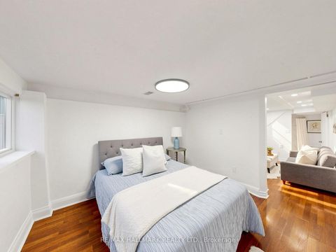 Photo 24 at 211 Golfview Avenue, Danforth, Toronto