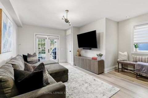 Photo 14 at 46 Hendrick Avenue, Wychwood, Toronto