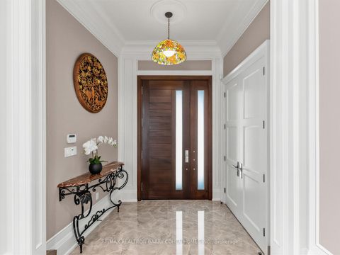 Photo 2 at 37 Chatfield Drive, Don Mills, Toronto