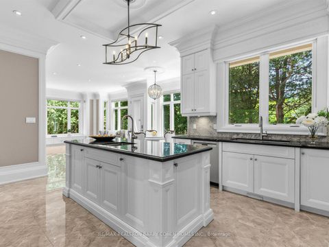 Photo 8 at 37 Chatfield Drive, Don Mills, Toronto