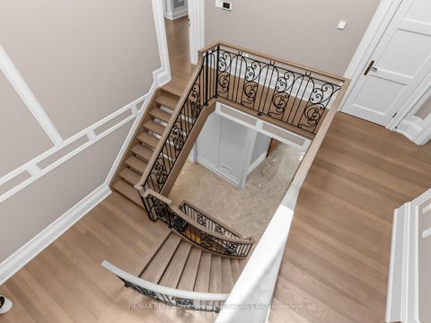 Photo 12 at 37 Chatfield Drive, Don Mills, Toronto