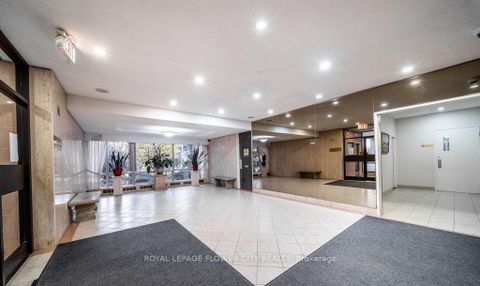 Photo 3 at 413 - 455 Sentinel Road, York University Heights, Toronto