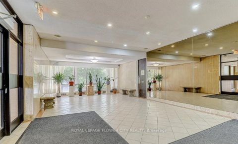 Photo 5 at 413 - 455 Sentinel Road, York University Heights, Toronto