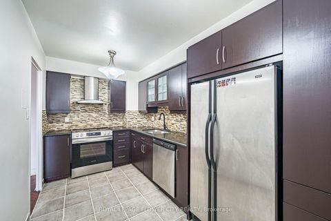 Photo 23 at 413 - 455 Sentinel Road, York University Heights, Toronto