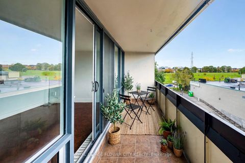 Photo 31 at 413 - 455 Sentinel Road, York University Heights, Toronto