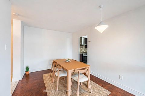 Photo 33 at 413 - 455 Sentinel Road, York University Heights, Toronto