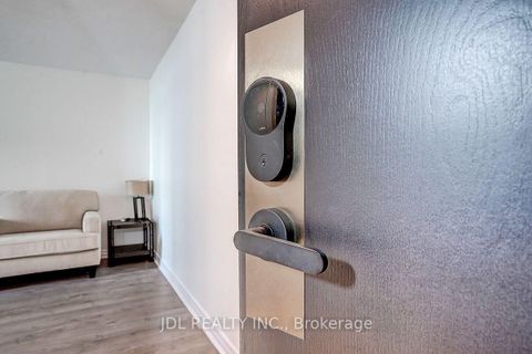 Photo 3 at 1202 - 23 Hollywood Avenue, Willowdale East, Toronto