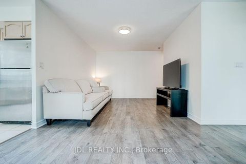 Photo 8 at 1202 - 23 Hollywood Avenue, Willowdale East, Toronto
