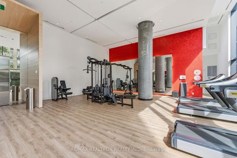 Photo 13 at 510 - 185 Roehampton Avenue, Mount Pleasant West, Toronto